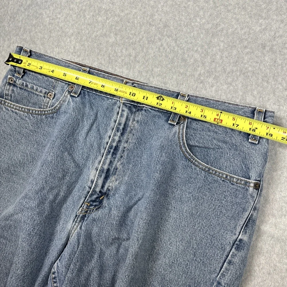 Levis Strauss Vintage Relaxed Fit Men's Jorts 38x9 Medium Wash Blue Denim